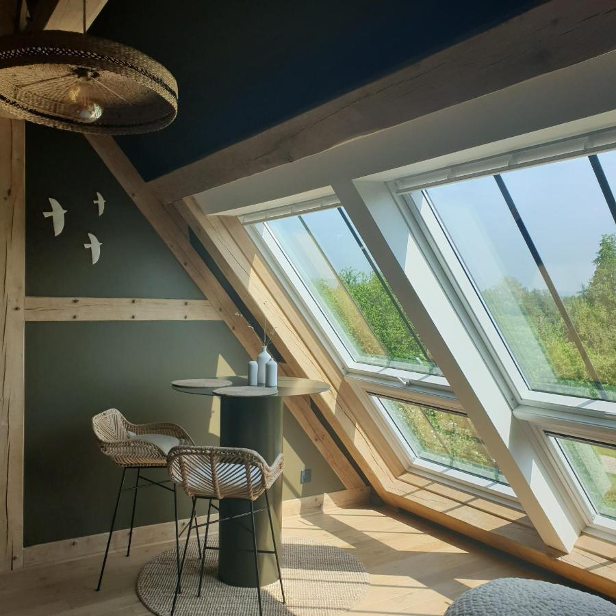 Par Hasard Ou Pas Bed & Breakfast Saint-Martin-aux-Chartrains Exterior photo